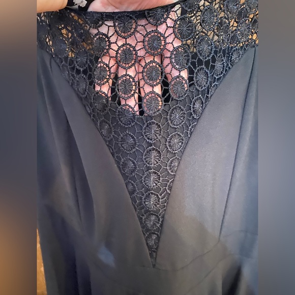 City Chic cocktail dress with sheer deep v and detailing - Picture 2 of 5